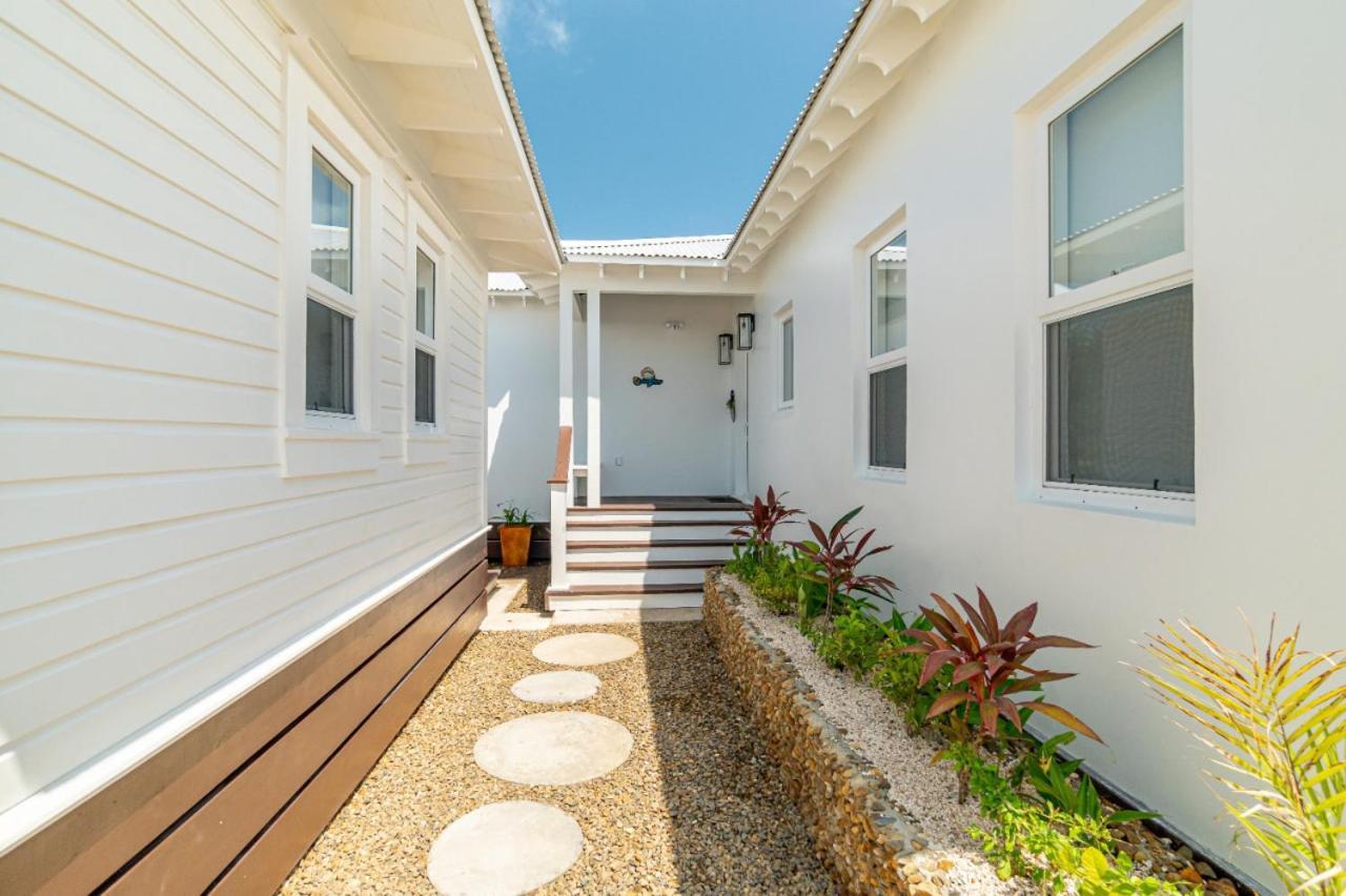 Casa De Moya At Mahogany Bay & The Poolclub Villa San Pedro  Exterior photo